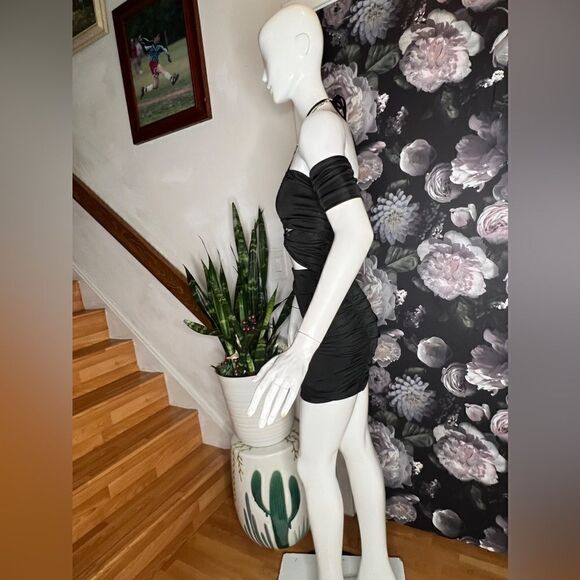 Free People THIRD FORM LOOK THROUGH OFF SHOULDER
MINI - BLACK - Picture 8 of 9